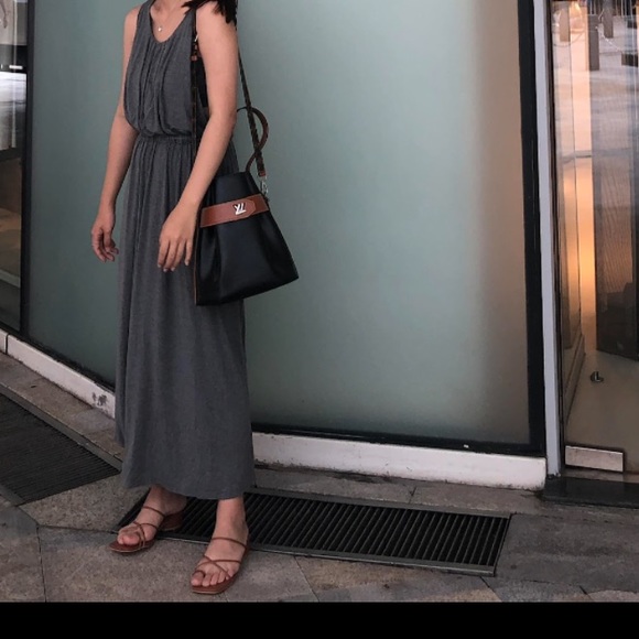 Grey dress - Picture 6 of 6